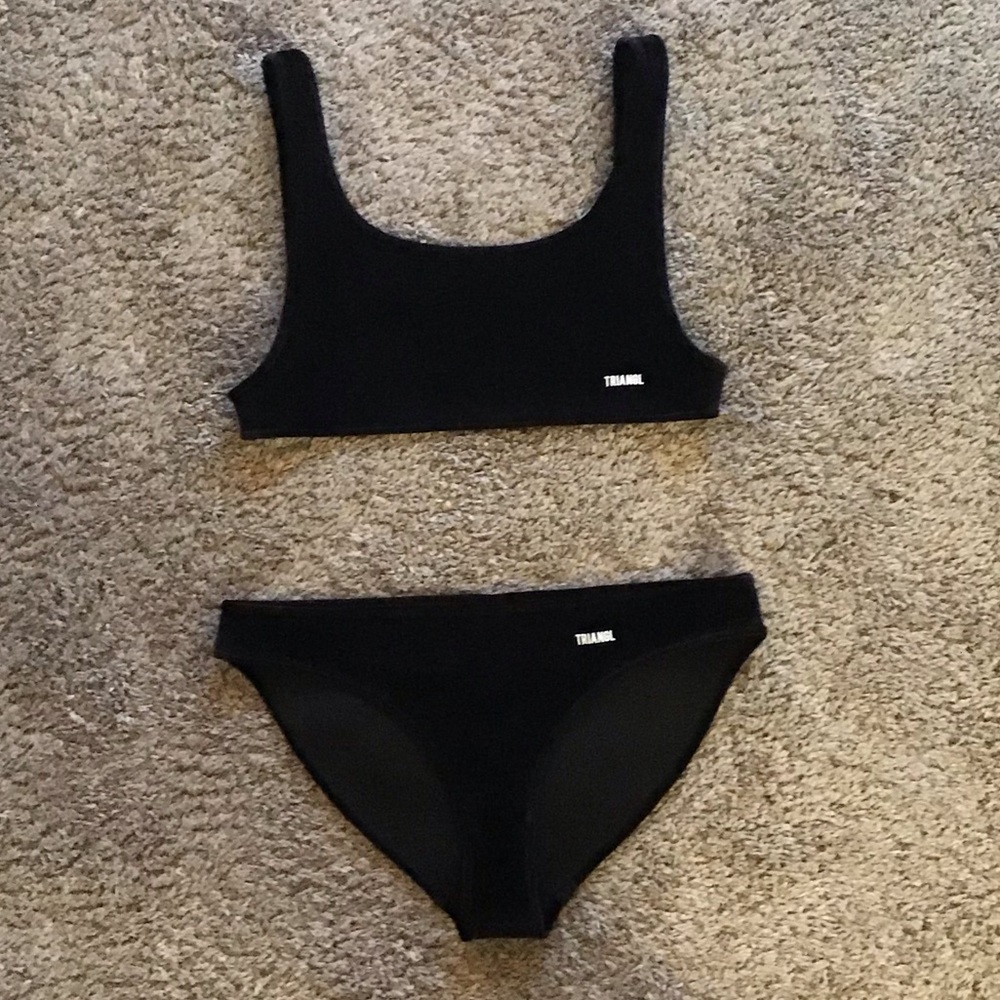 Authentic TRIANGL suit and bag
